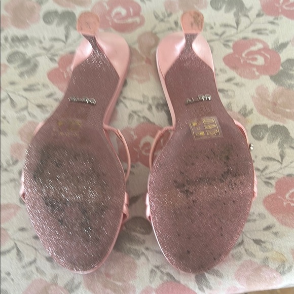 Barbie Aldo Pink Sandals with Elegant Embellishments - Picture 4 of 5